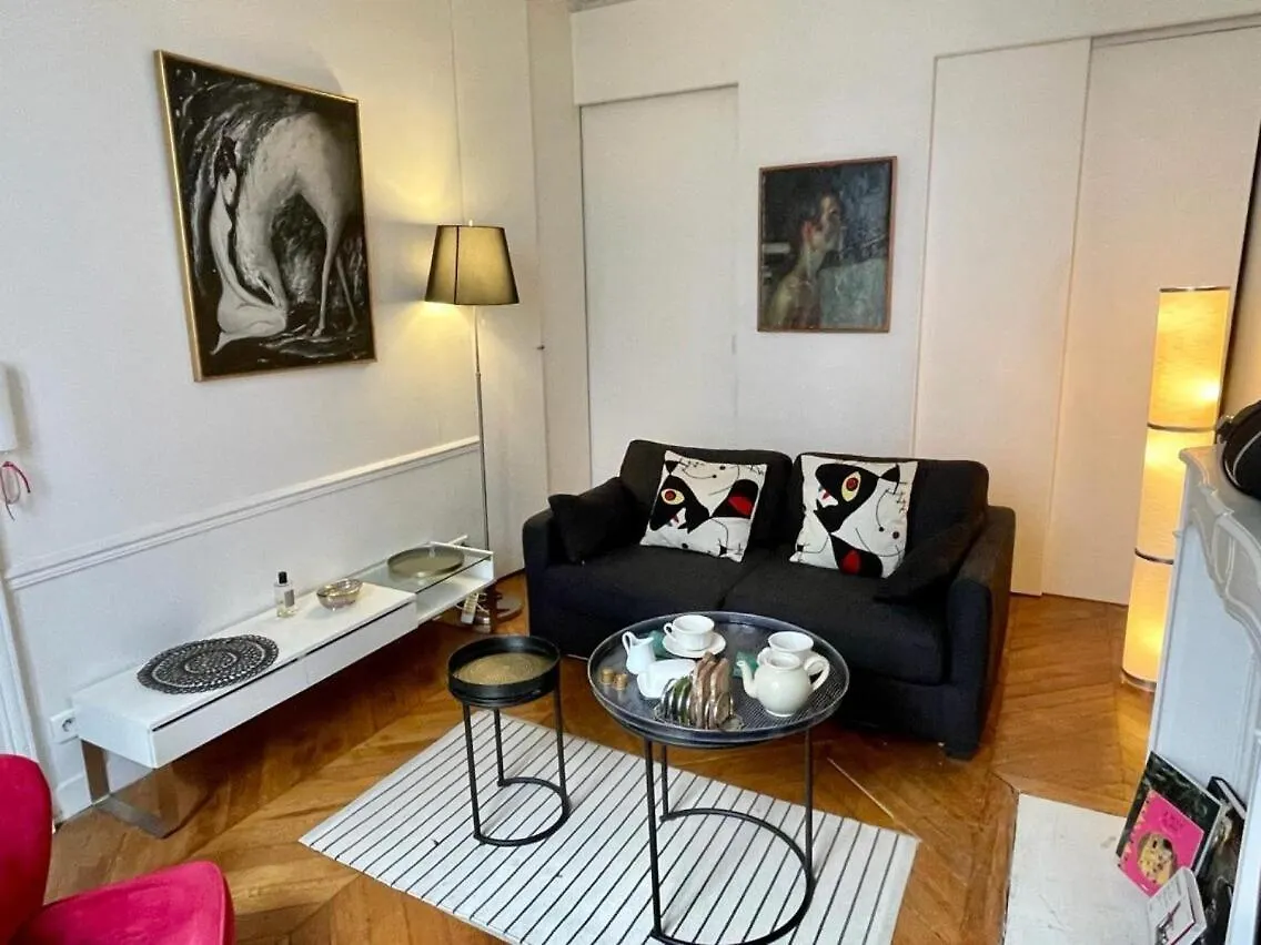 Solferino D'orsay Apartment